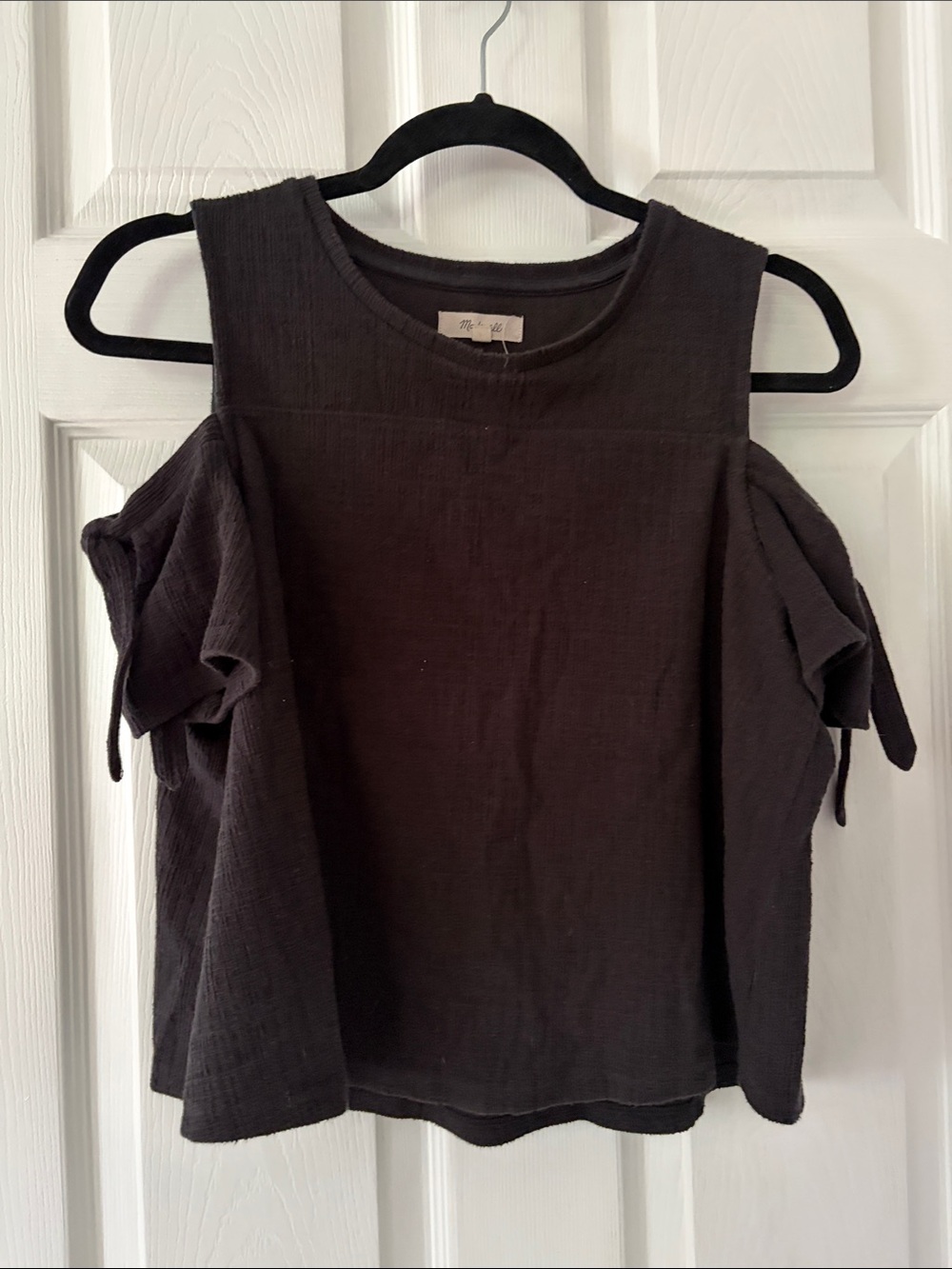 Black Cold-Shoulder Women’s Top